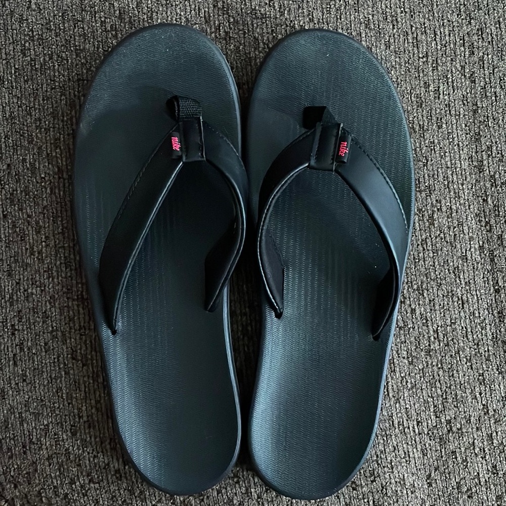Nike Flip Flops